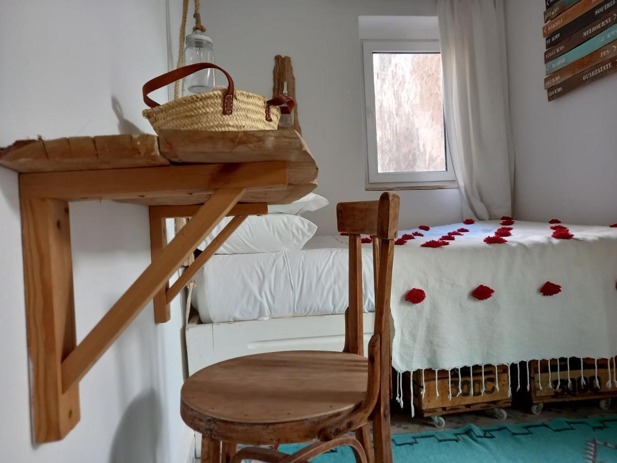 Hotel Emeraude Szavíra Kültér fotó