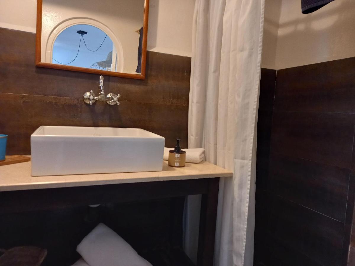 Hotel Emeraude Szavíra Kültér fotó